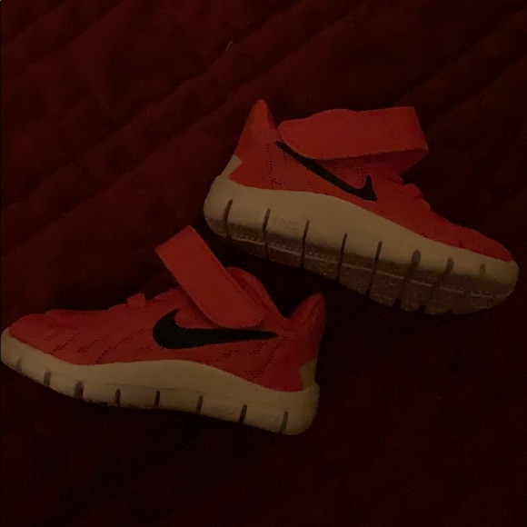 Nike size 2c - Picture 5 of 5